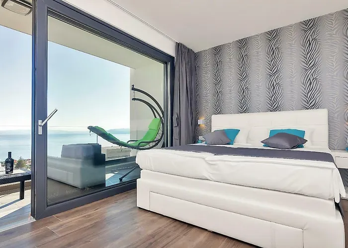 Selina - Nera מאקרסקה