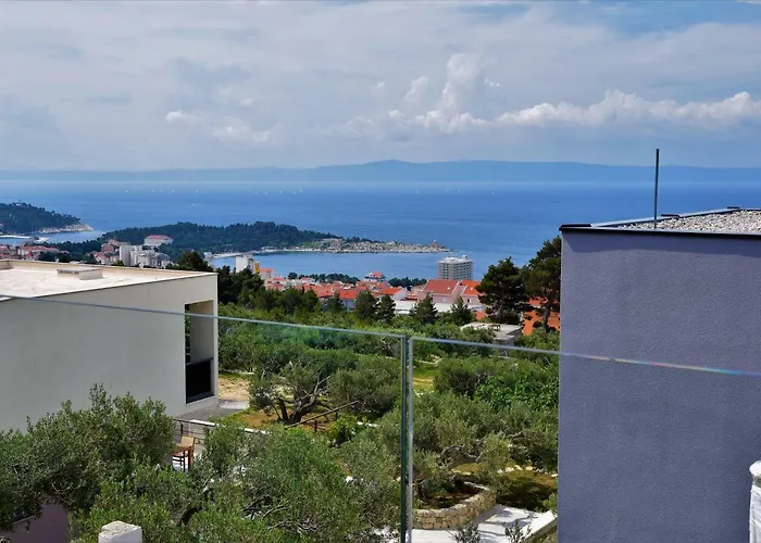 Selina - Nera * Makarska